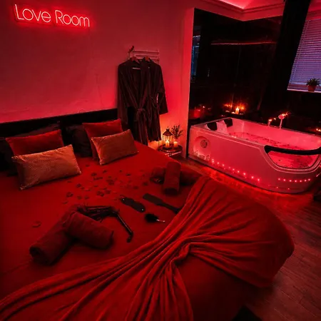 Grey's Bdsm - Private Jacuzzi - Appartement *